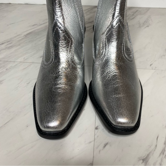 Tory Burch Western Silver Metallic Leather Bootie 5 1/2 M - Picture 10 of 16